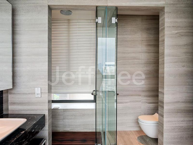 5 Bed Condo for Rent in  Tomlinson Heights - Image 11